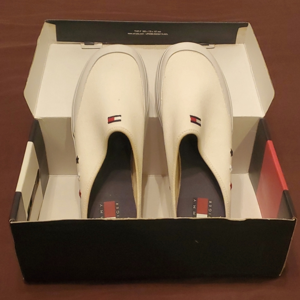 Tommy Hilfiger